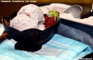 %Easy Eggless Strawberry Ice Cream Recipe