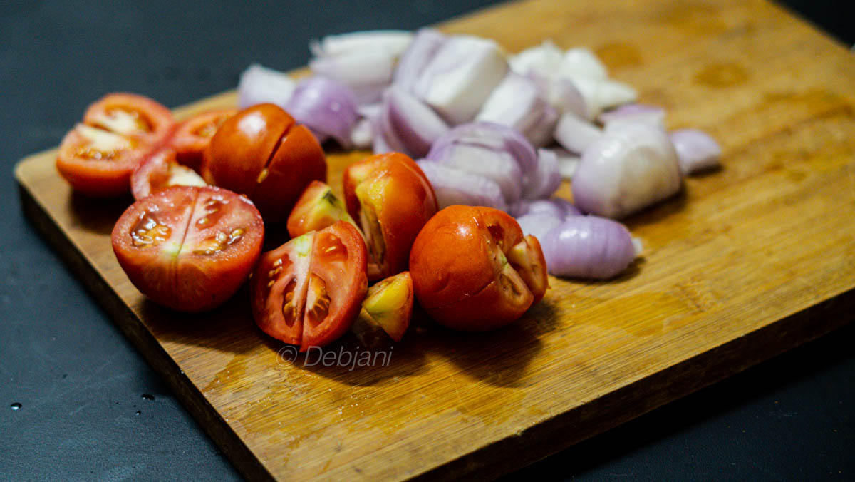 %onion and tomatoes for butter chicken at home