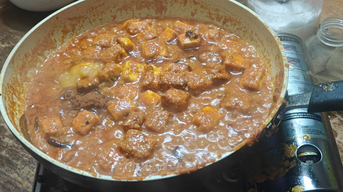 %add fried paneer, ghee, garam masala and cook