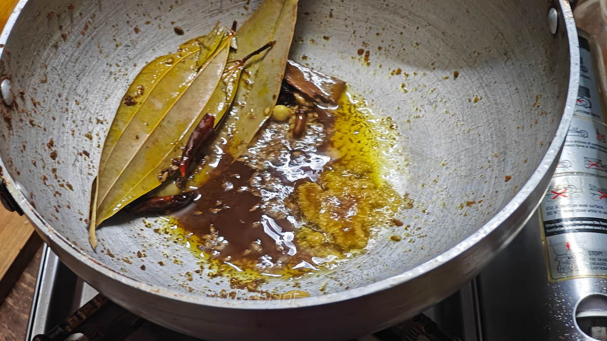 %Bengali phulkopi rosha cooking step 5 debjanir rannaghar