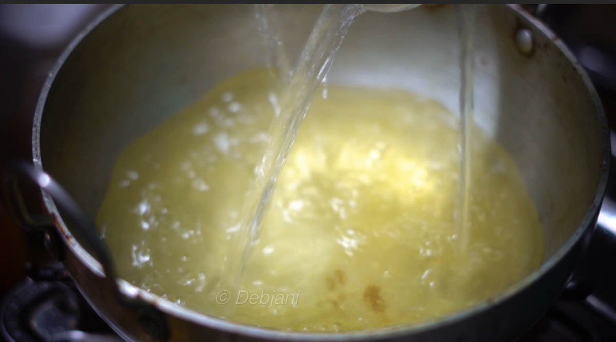 %Niramish Khichuri Cooking process step 13 - making flavored water