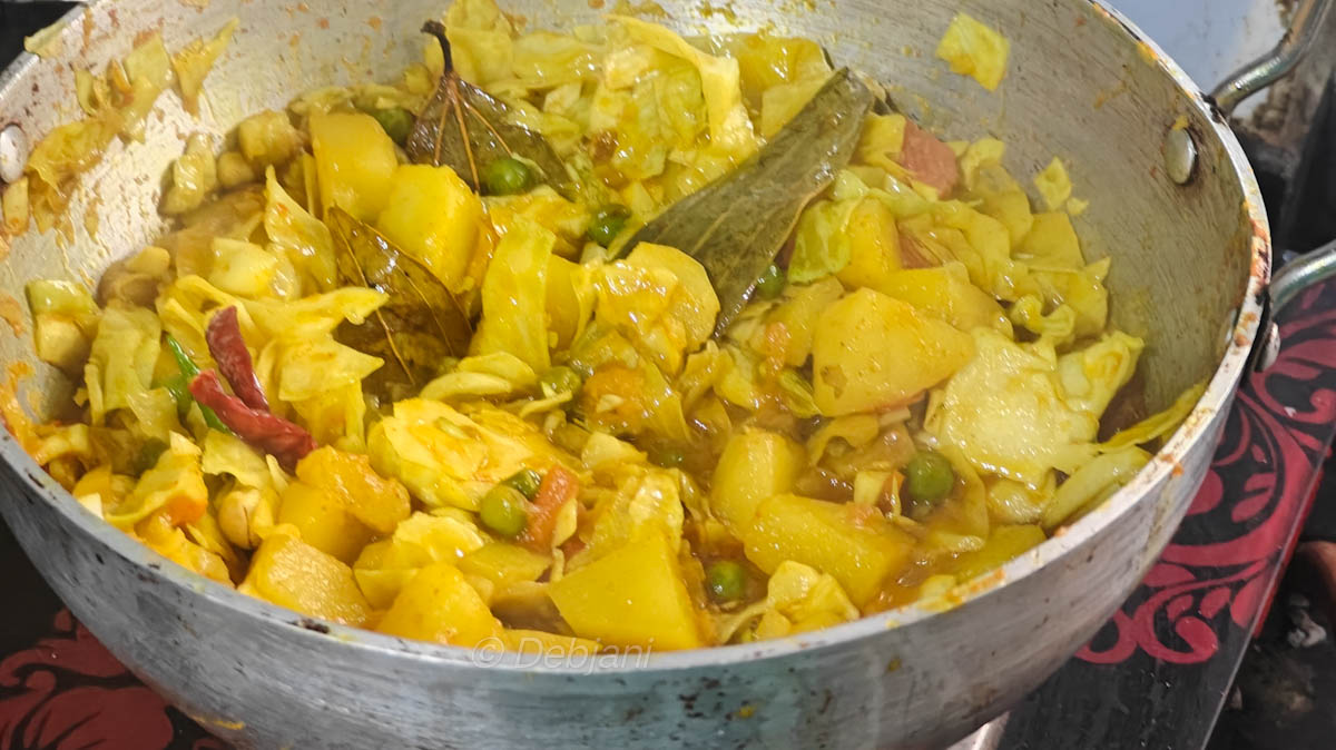 %bengali bandhakopir torkari cooking process debjanir rannaghar