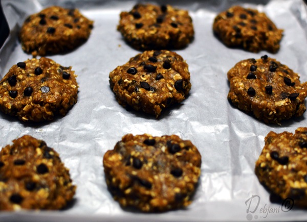 %Oats and Chocolate Chip Cookie Recipe step debjanir rannaghar