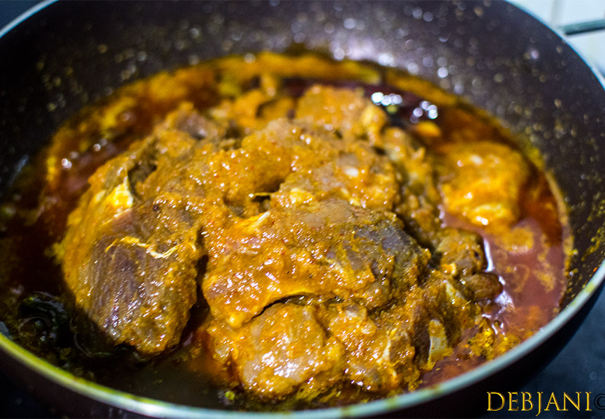 %Bengali Style Pork Curry Recipe Step Debjanir Rannaghar
