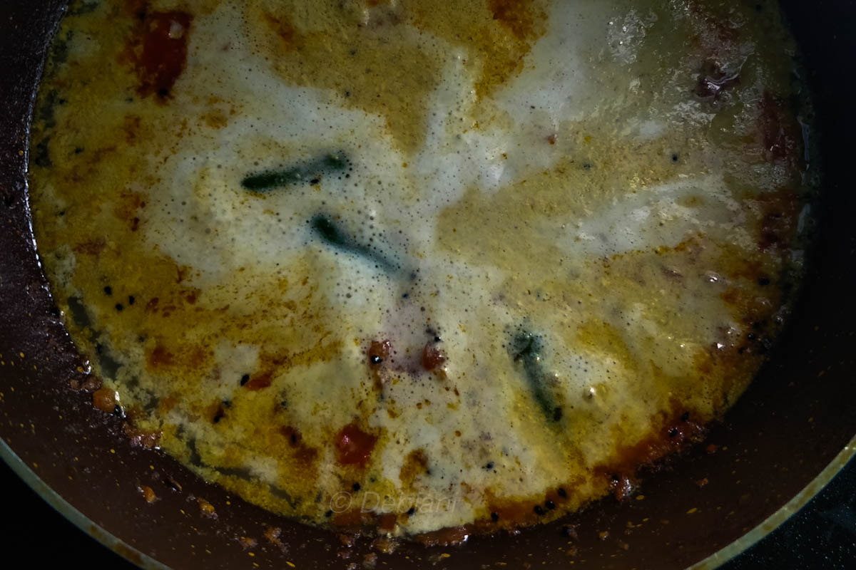 %bengali Pomfret fish curry with shorshe posto making step debjanir rannaghar