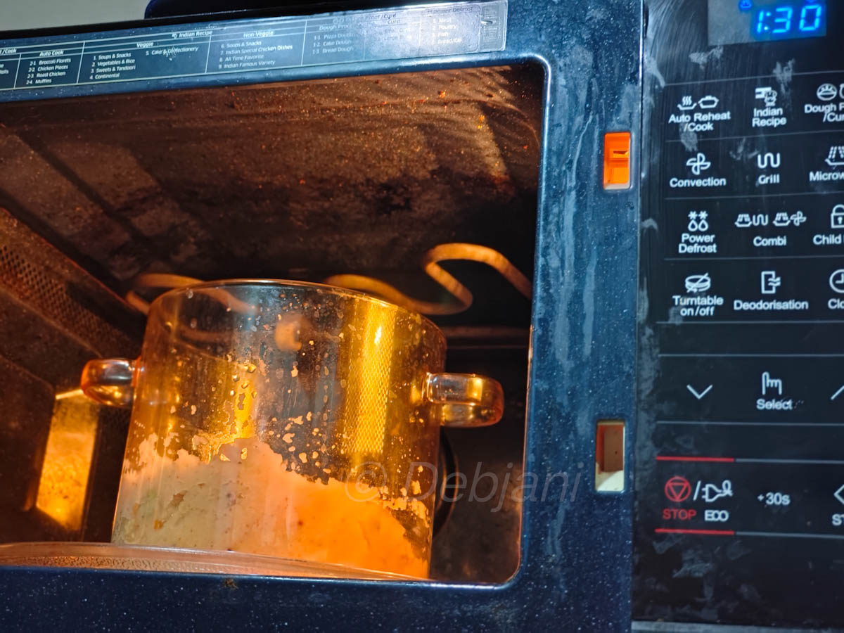 %cooking rava upma in a microwave recipe step debjanir rannaghar