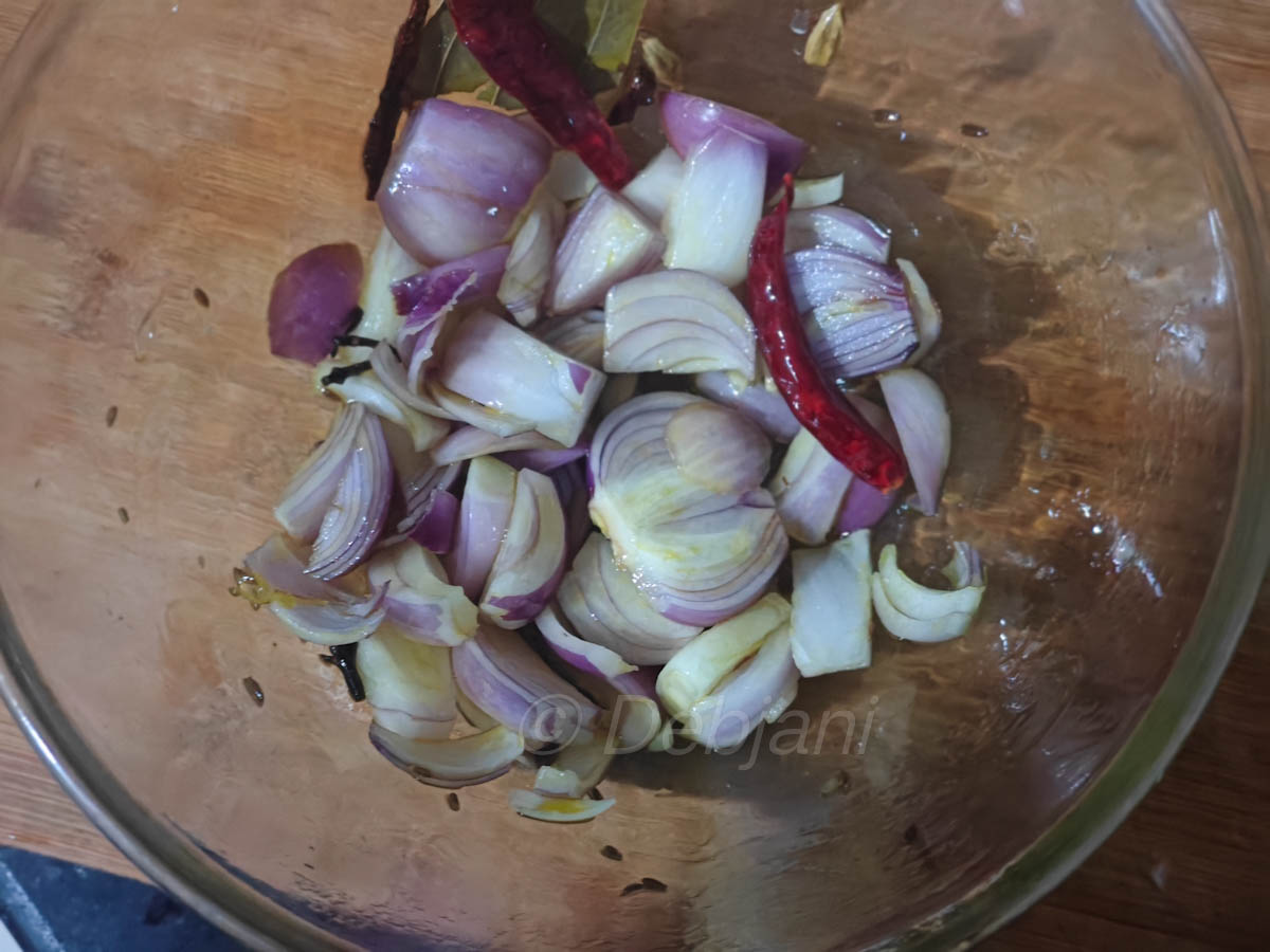 %basic chicken curry in microwave recipe step