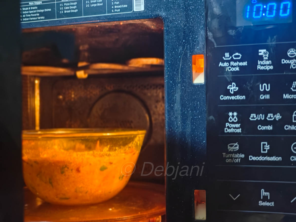 %basic chicken curry in microwave recipe step