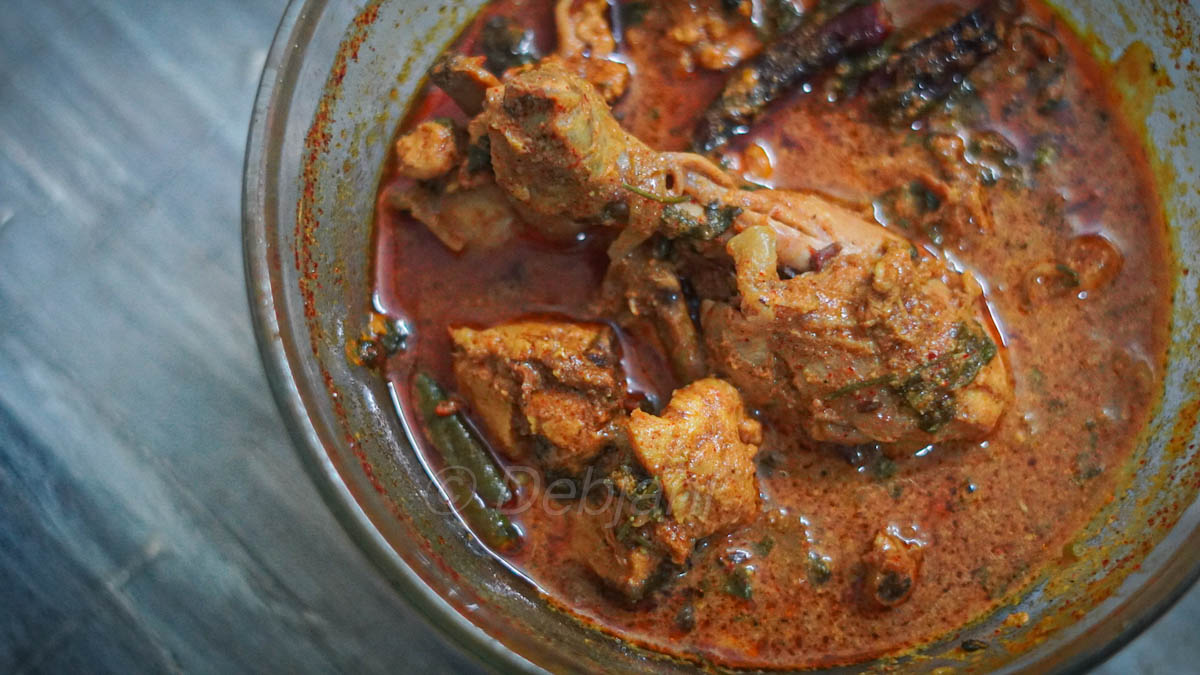 %how to cook indian Chicken Curry in microwave recipe debjanir rannaghar