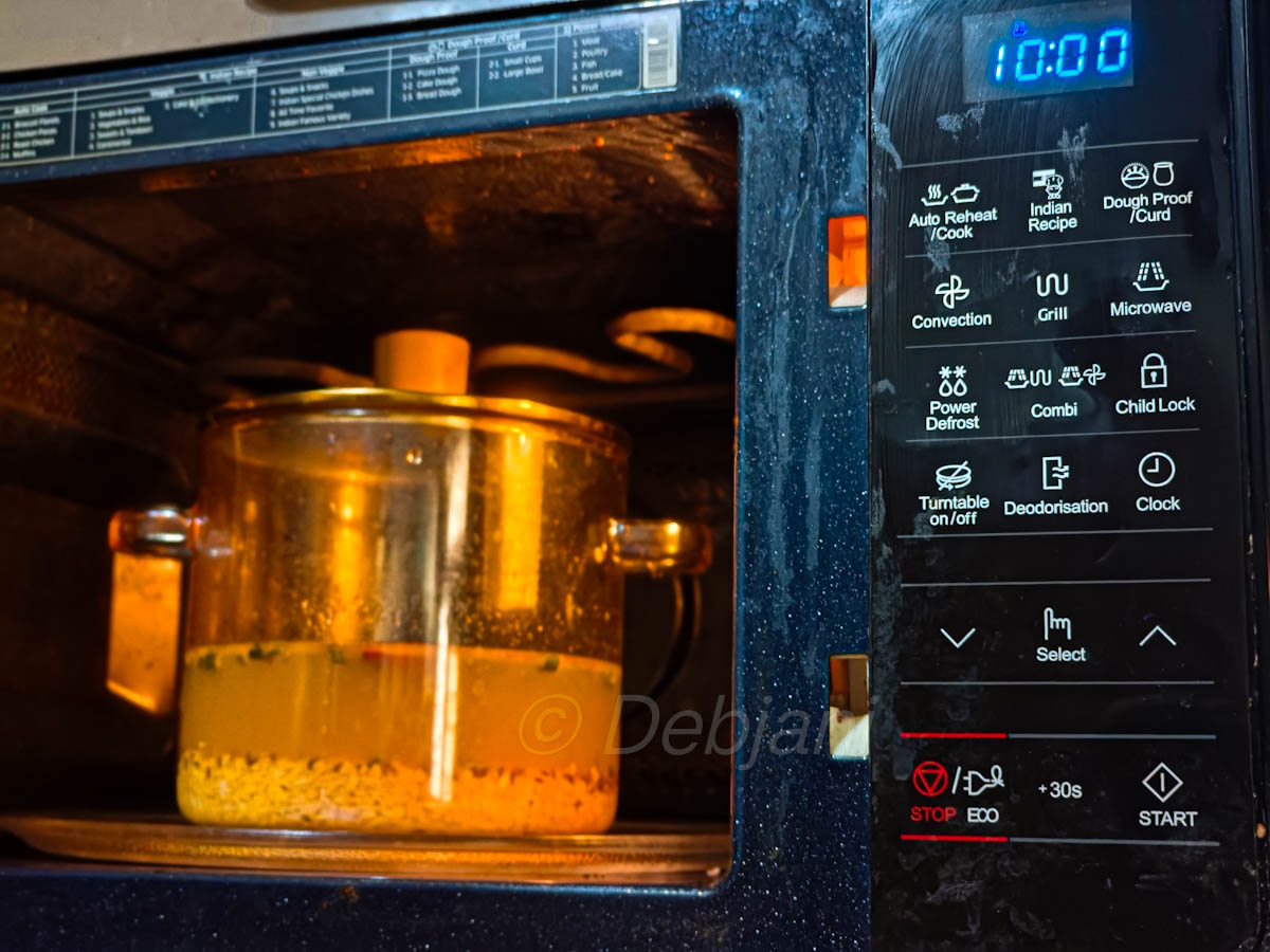 %how to cook khichdi in a microwave recipe step debjanir rannaghar
