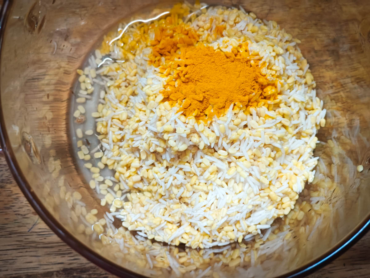 %how to cook khichdi in a microwave recipe step debjanir rannaghar