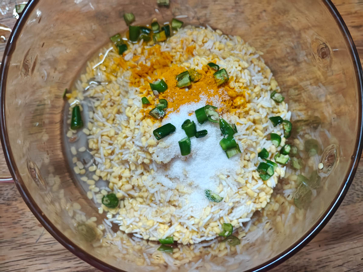 %how to cook khichdi in a microwave recipe step debjanir rannaghar