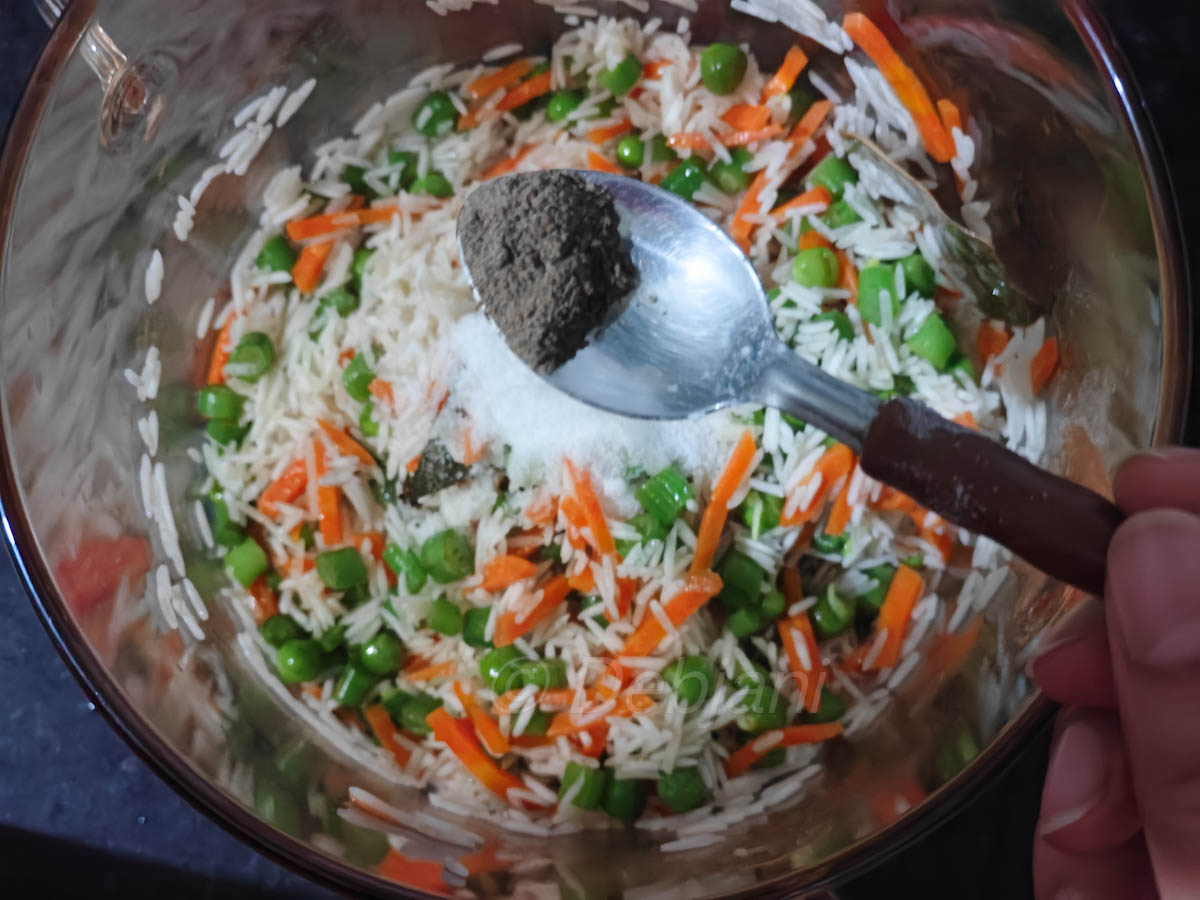 %how to cook vegetable pulav in a microwave recipe step debjanir rannaghar