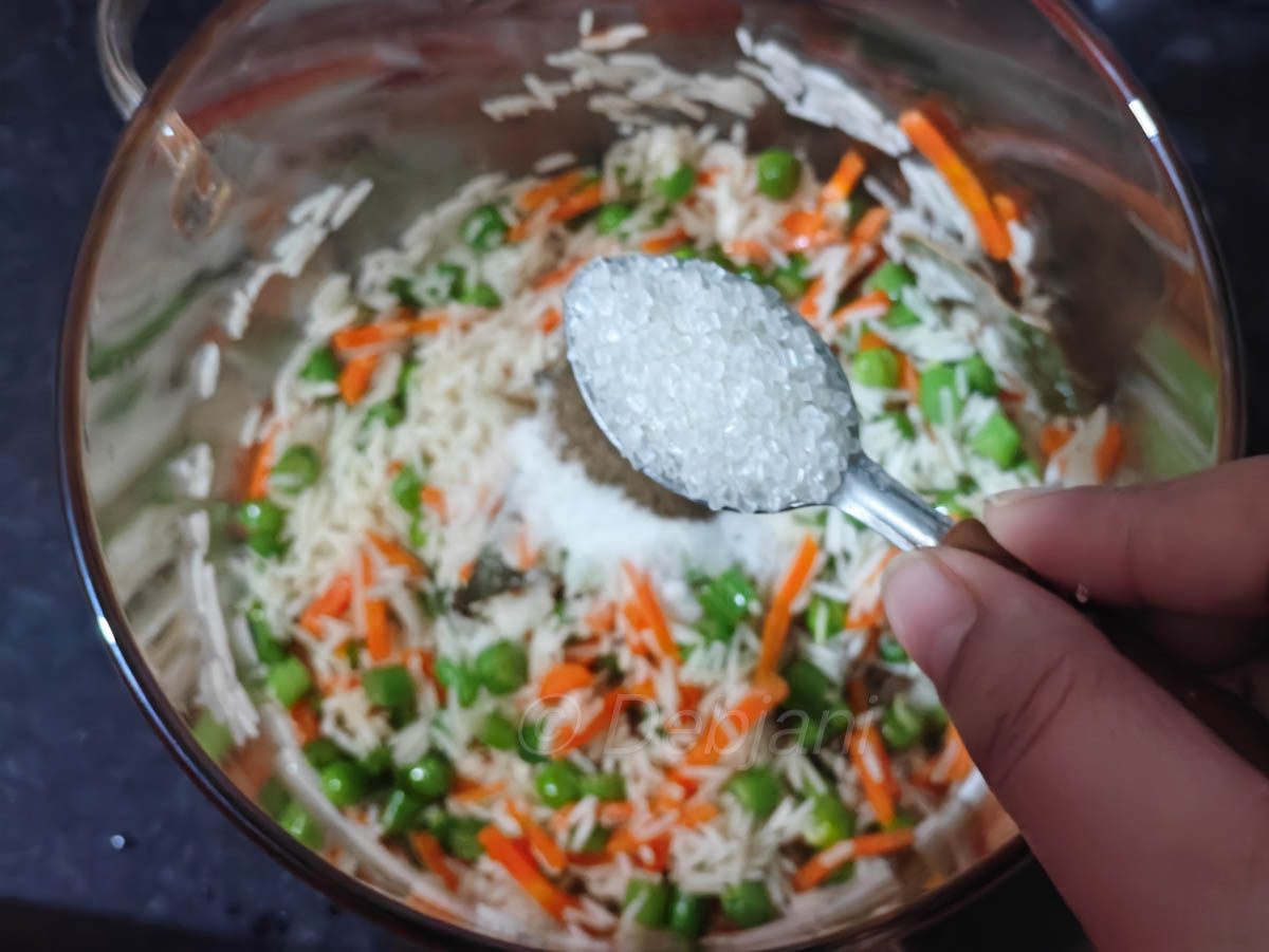 %how to cook veg pulao in a microwave recipe step debjanir rannaghar