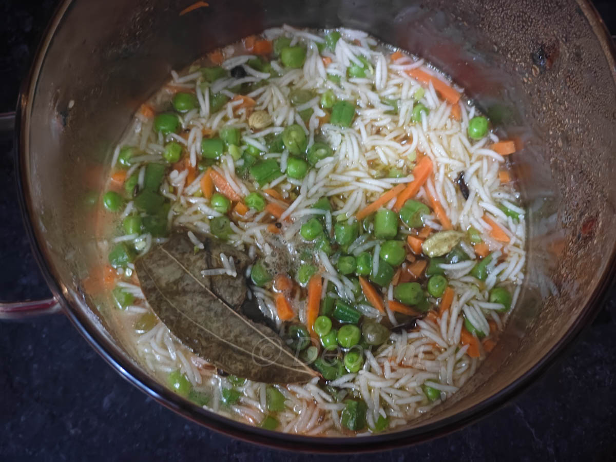 %how to cook veg pulav in a microwave recipe step debjanir rannaghar