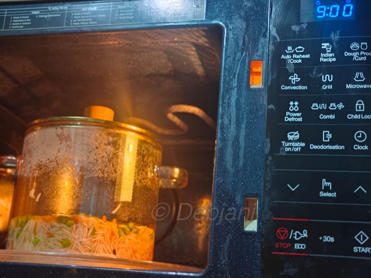 %how to cook veg pulav in a microwave recipe step debjanir rannaghar