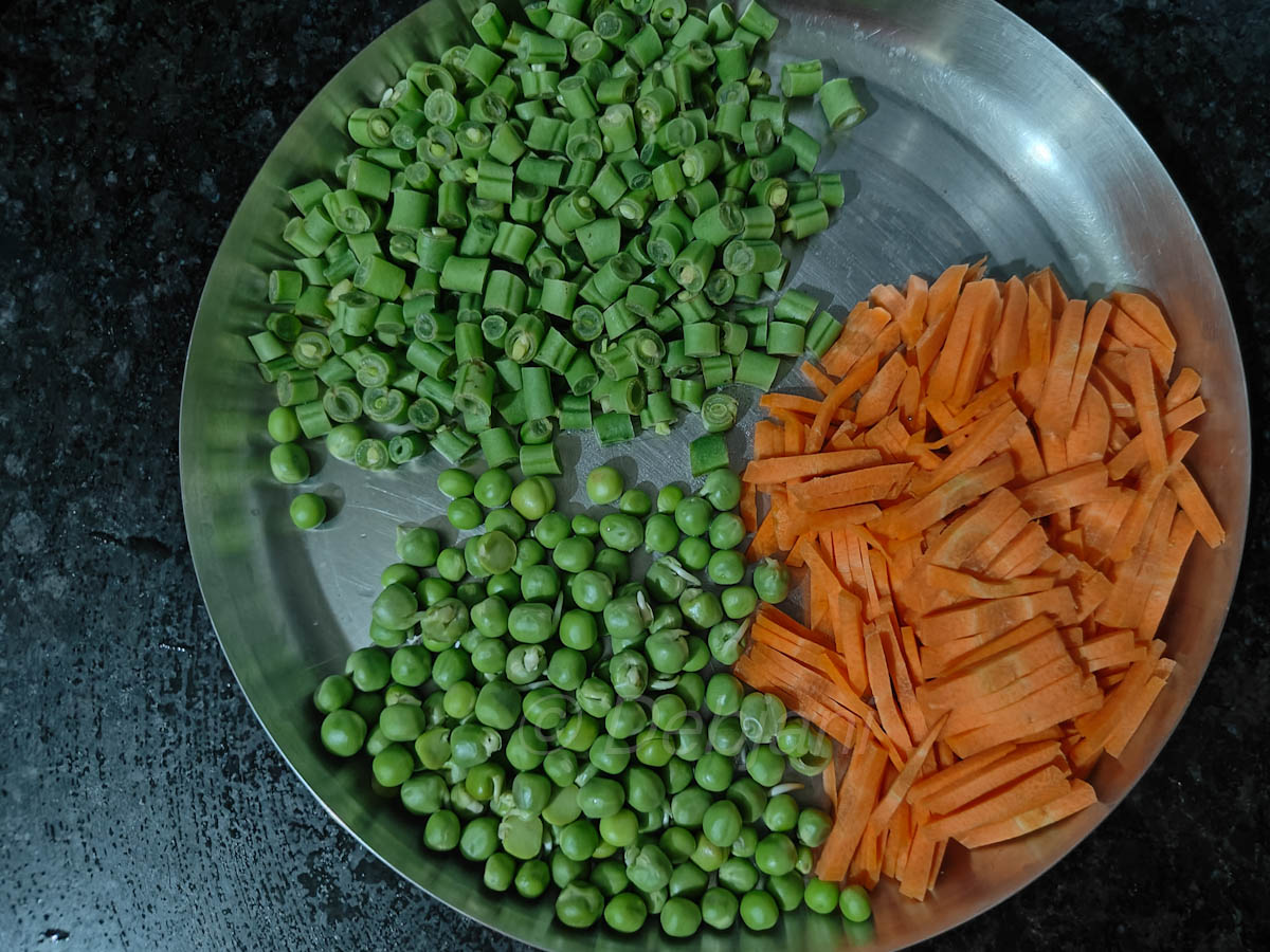 %how to cook vegetable pulao in a microwave recipe step debjanir rannaghar