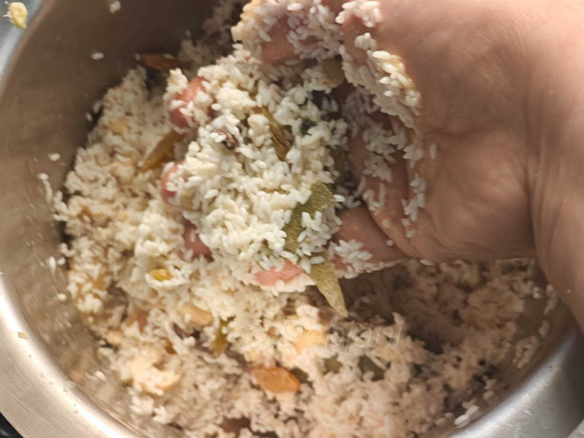 %marinating gobindobhog rice to cook pulao