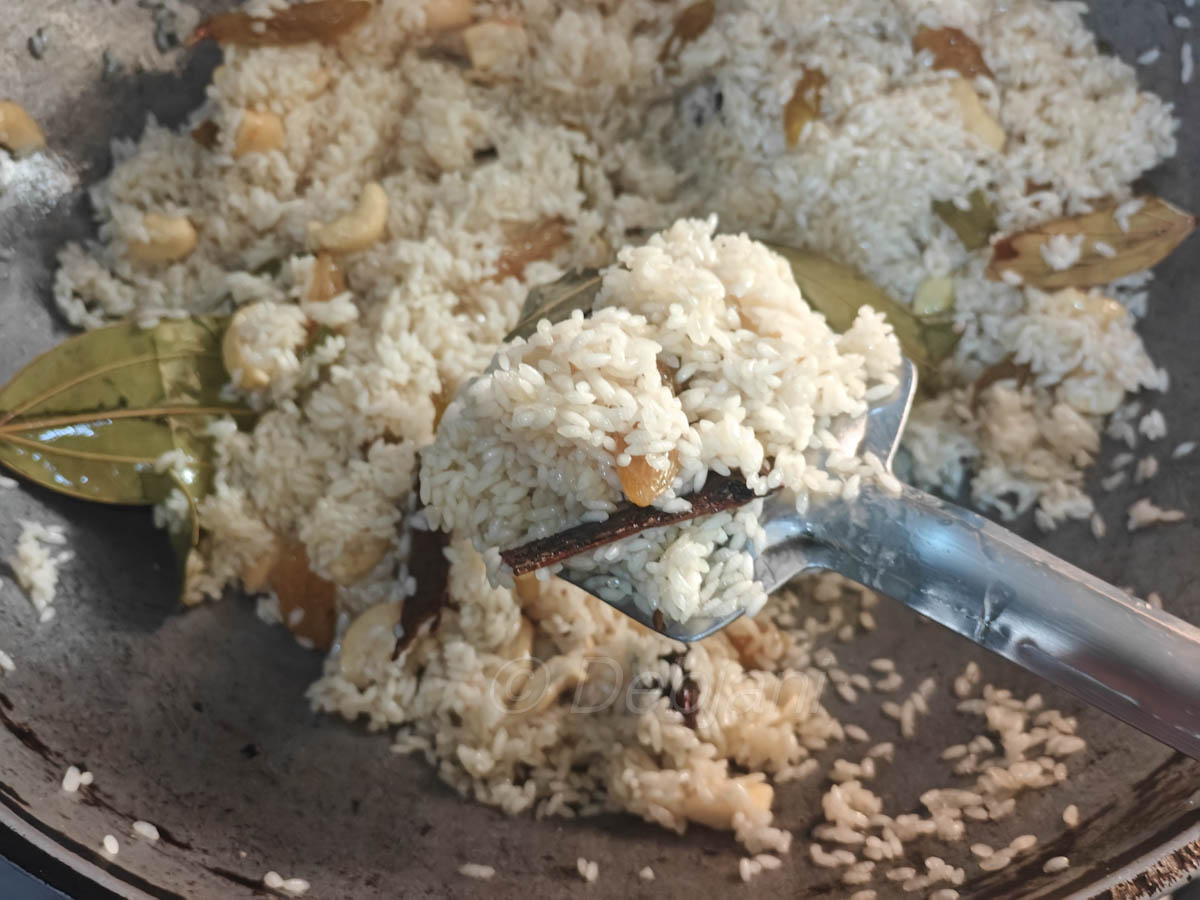 %cooking kaju kishmish pulao step