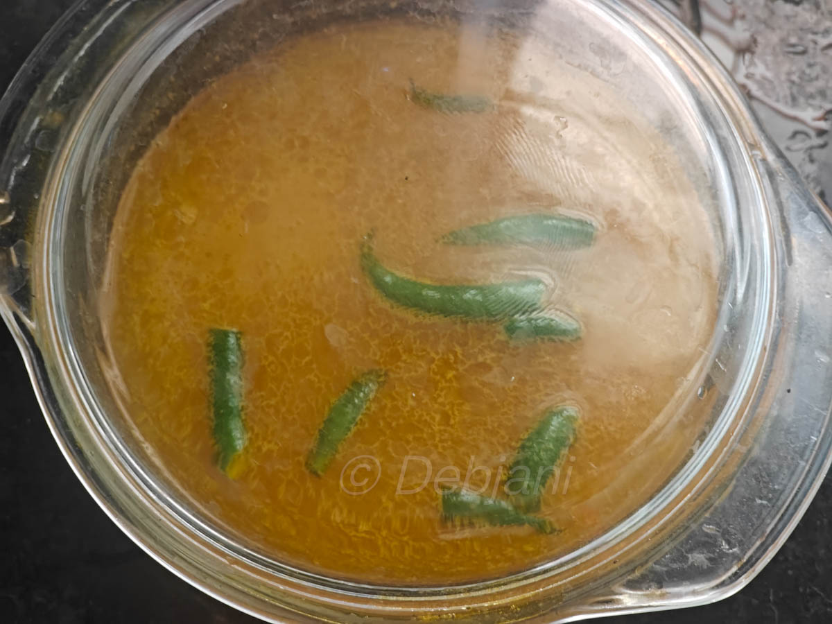 %cooking Bengali masoor dal siddho in microwave step