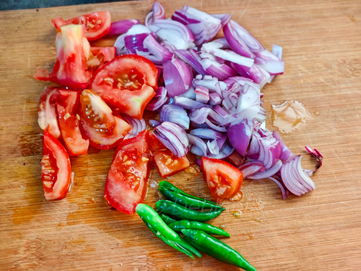 prep work for egg curry with khuskhus paste bengali recipe