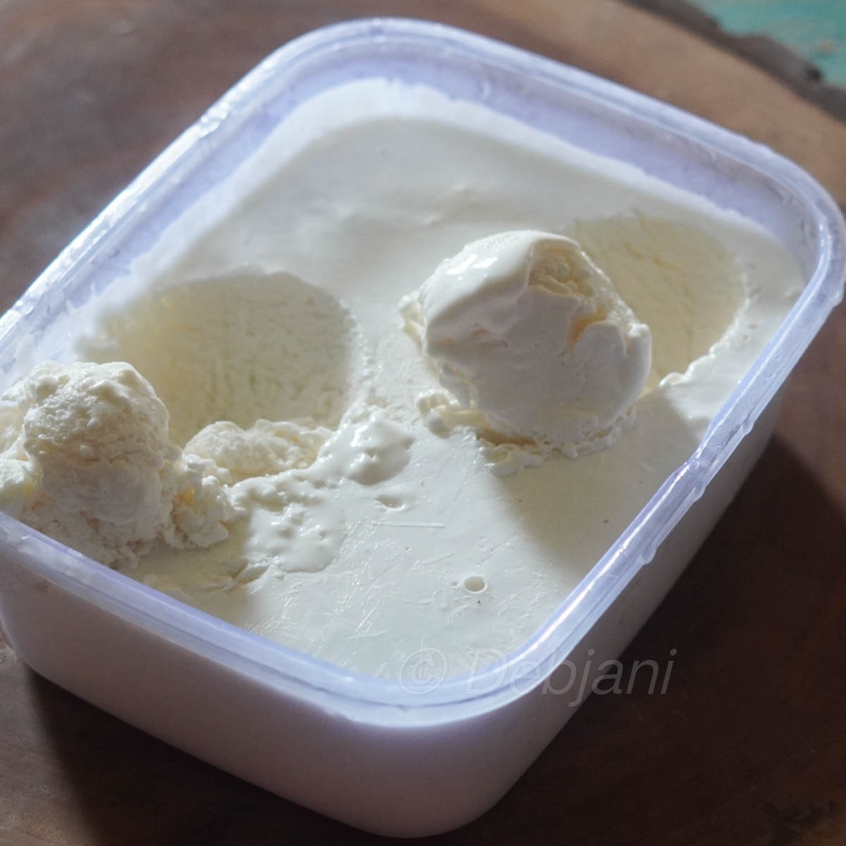 %homemade eggless vanilla ice cream ice cream maker recipe debjanir rannaghar